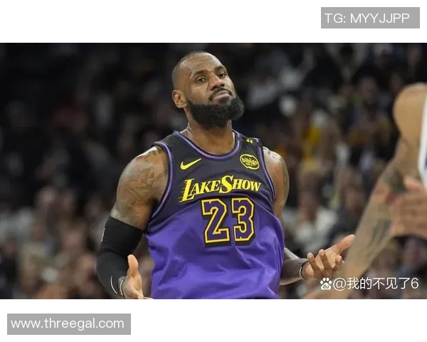 詹姆斯的传奇之路：从天才少年到NBA历史最佳球员的蜕变与成就