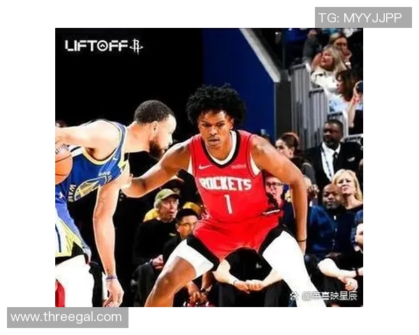 西部决赛火箭与勇士第四场激战回顾精彩瞬间与关键时刻分析