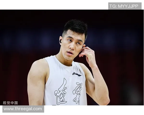 郭艾伦带领中国男篮冲击国际赛场新高峰展现领袖风范与拼搏精神