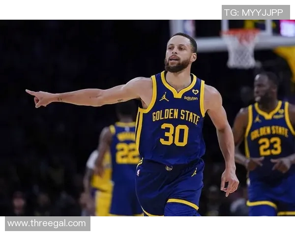 2020年勇士与湖人激战回顾球场上的荣耀与挑战交织的传奇之路 2020年勇士与湖人激战回顾球场上的荣耀与挑战交织的传奇之路