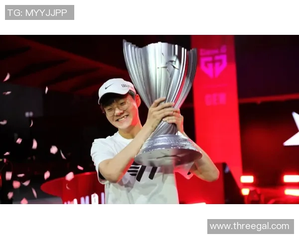 对话周军:回顾英雄联盟职业生涯的辉煌与挑战 对话周军:回顾英雄联盟职业生涯的辉煌与挑战