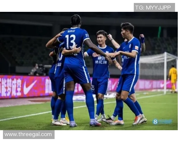 武汉篮球队强势领跑大师赛积分榜积分达到70分展现冠军实力