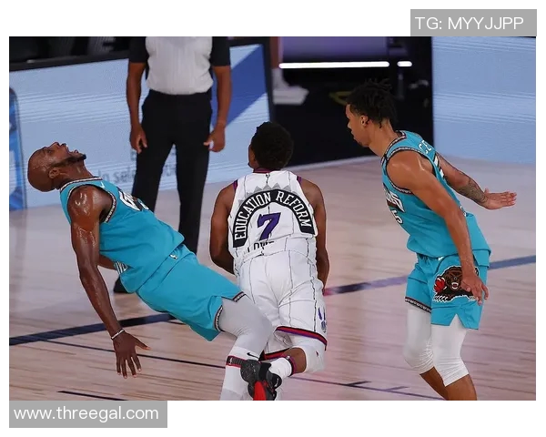 鹈鹕与雷霆精彩对决回放录像全程回顾与分析